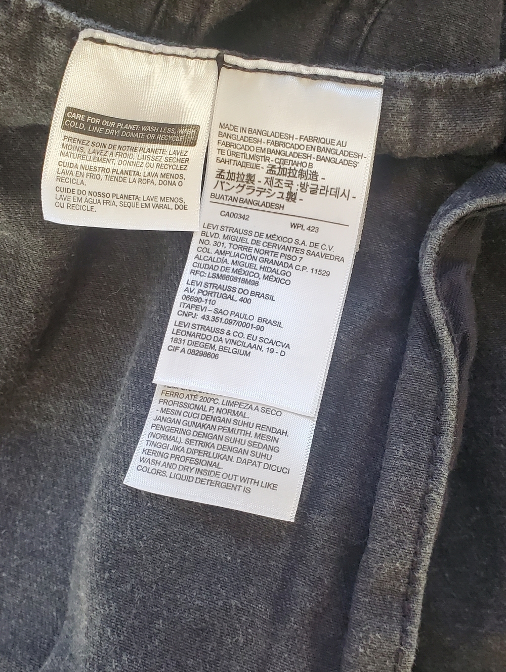 Levi's Jean Jacket - Picture 4 of 5